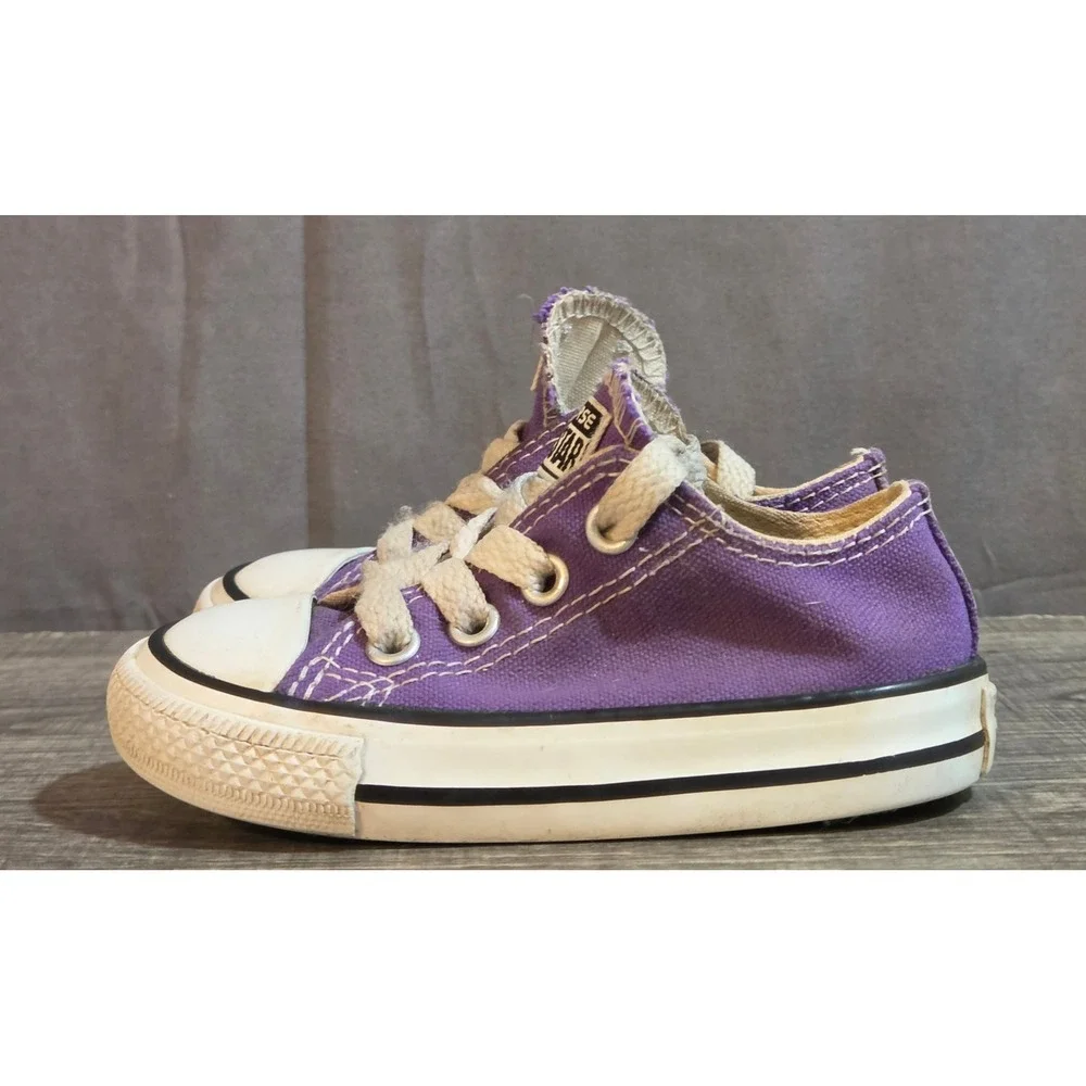 Converse Chuck Taylor All Star Lace Up Sneakers Infant Size 5 Purple